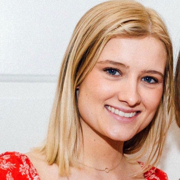 Meet your Posher, Riely - Picture 3 of 6